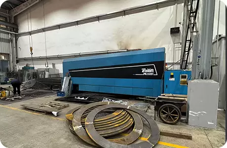 Pemotongan Laser