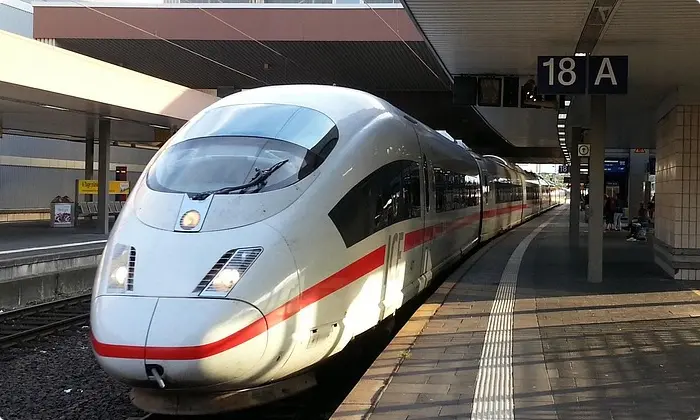 Transportasi kereta api