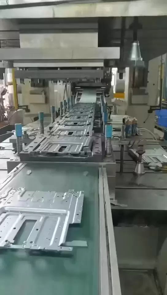 Pencetakan Cetakan Progresif