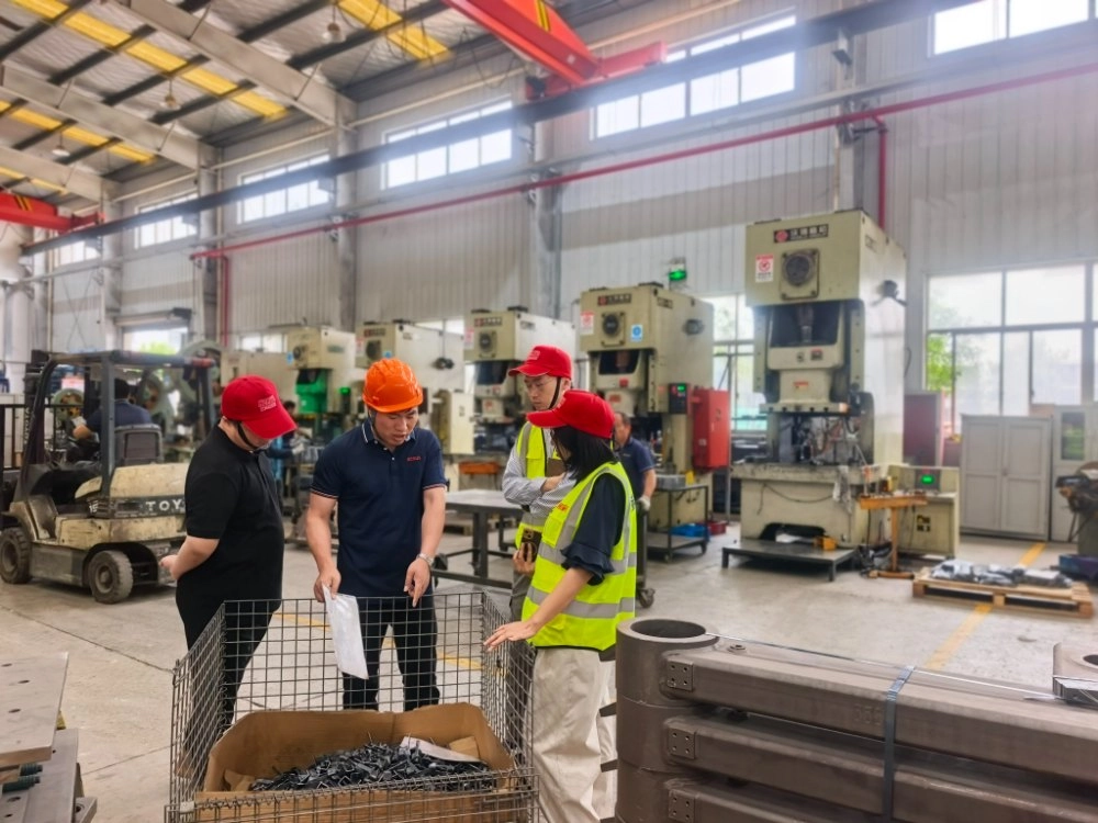 Tim Hitachi Energy Mengunjungi Mesin Hehua Tim Hitachi Energy Mengunjungi Mesin Hehua